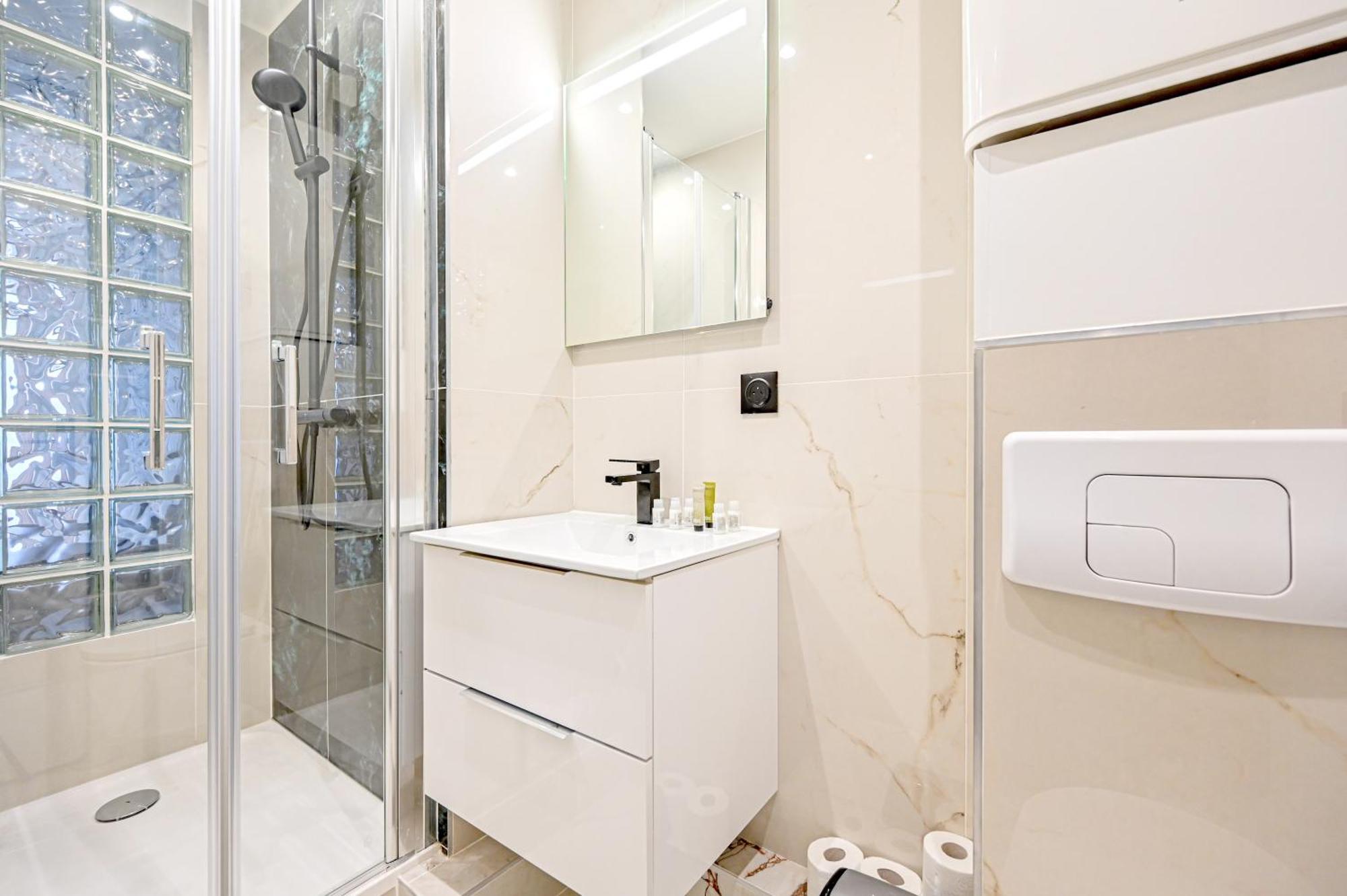 Ferienwohnung Relax In A Stylish Flat In Montmartre Paris Exterior foto
